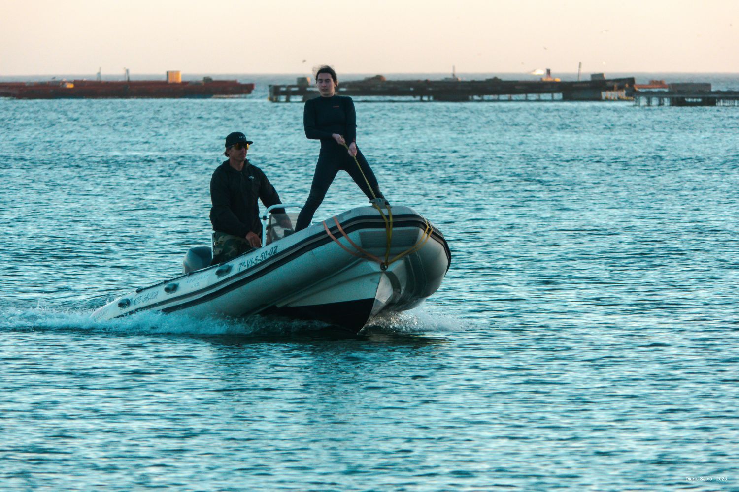 La bailarina en la lancha (crédito: Diego Seixo)